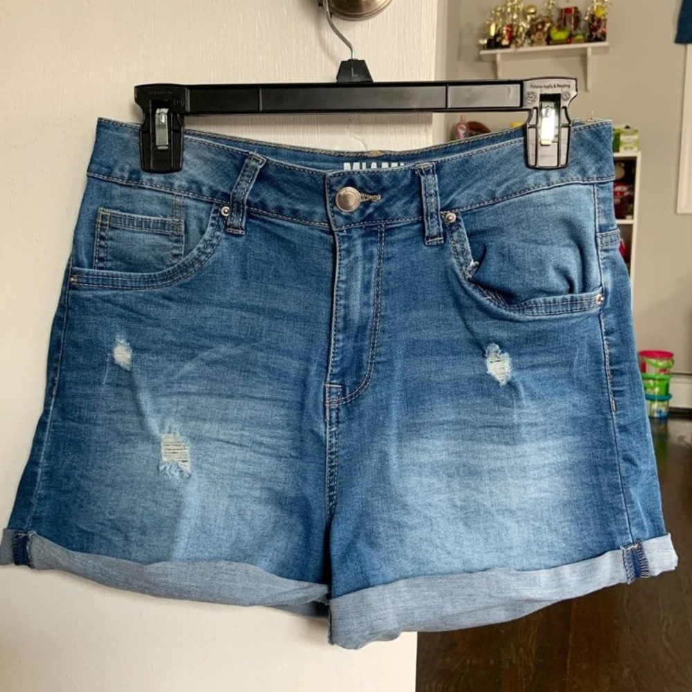 Women’s Jean Shorts!